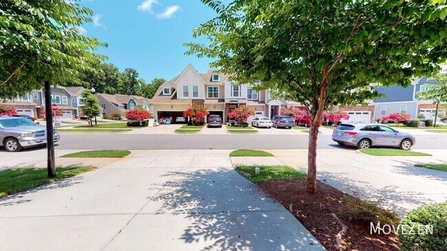 Building Photo - 371 Roberts Ridge Dr