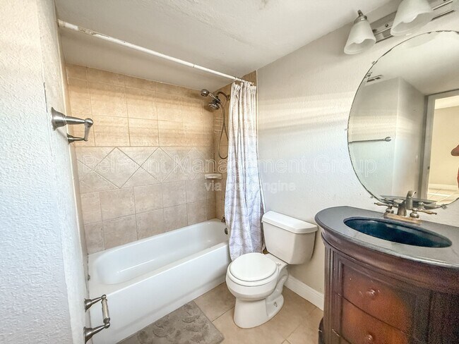 Building Photo - 1400 Eudora Rd