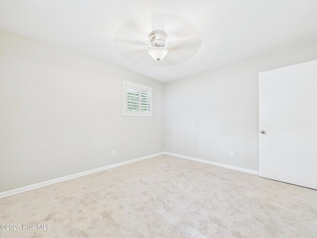 Building Photo - 6515 Pleasant Pines Dr