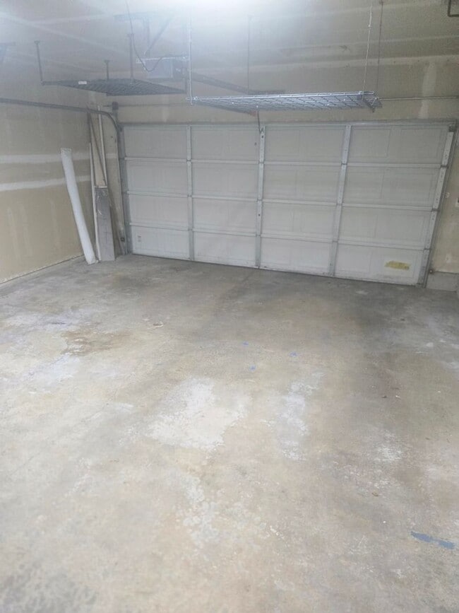Building Photo - 3bd/2.5ba Maple Valley Home