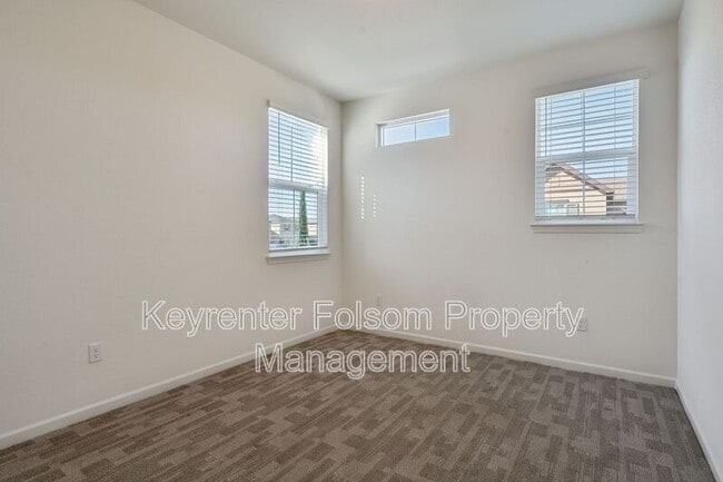 Building Photo - 3057 Bernini Pl