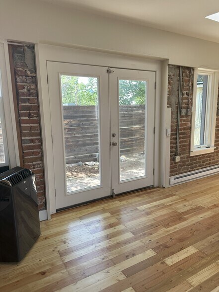 Building Photo - 2818 Welton St