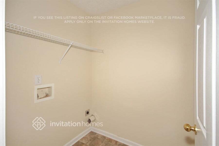 Building Photo - 1532 Armende Cir