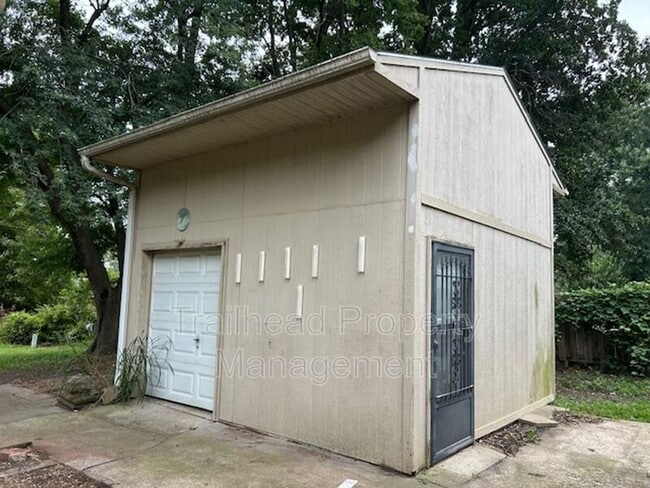 Building Photo - 7707 E 134th Terrace