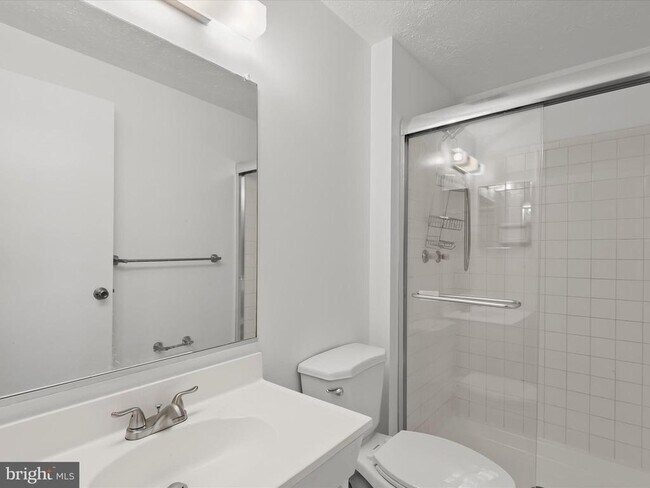 Building Photo - 23 Ivy Oak Ct