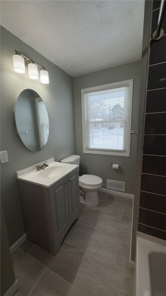 Building Photo - 198 Skycrest Dr