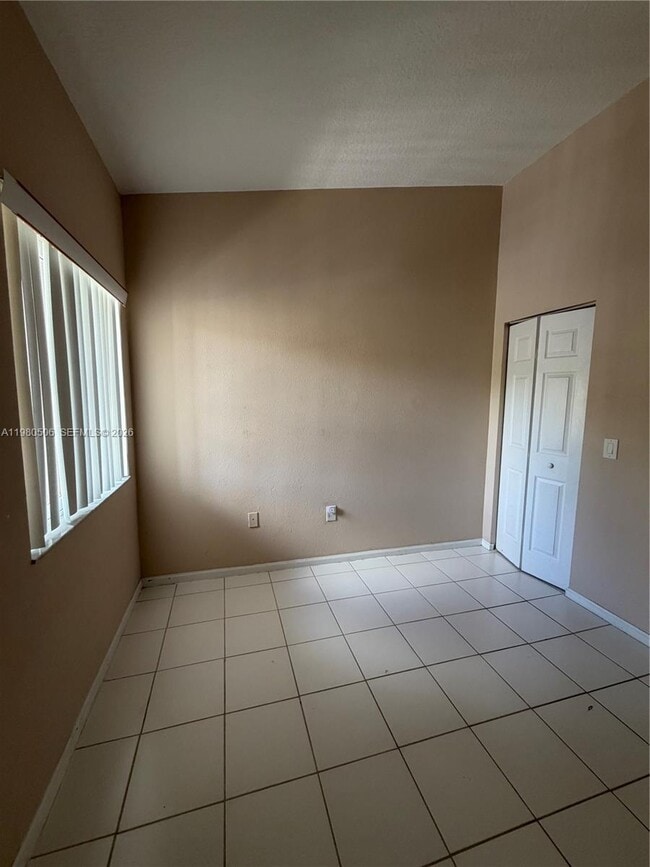 Building Photo - 3780 N Jog Rd