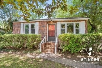 Building Photo - 153 Williams St