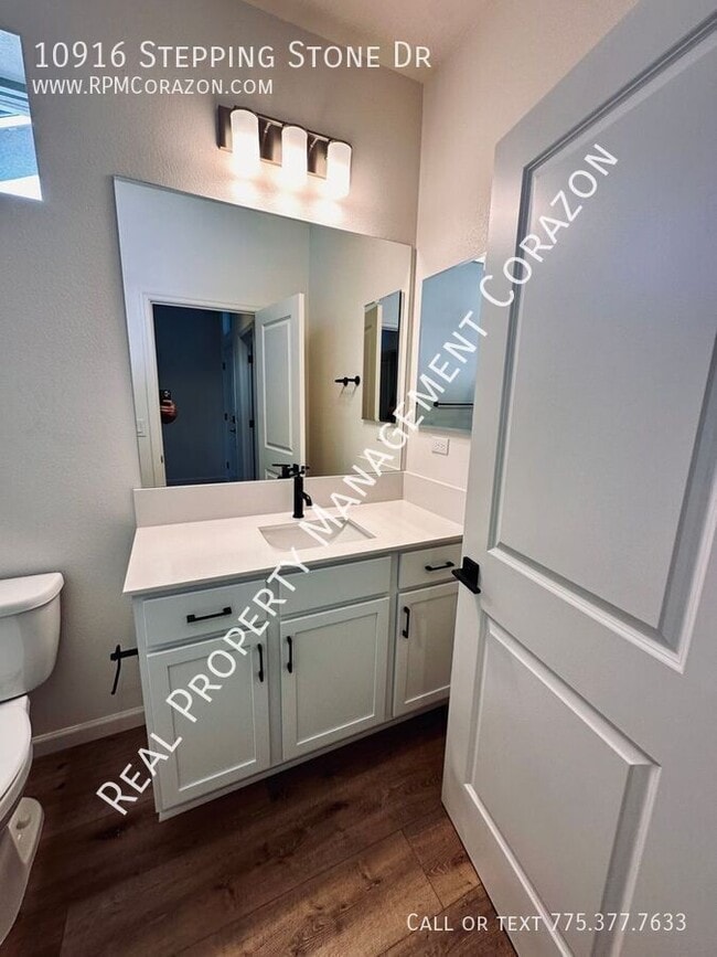 Building Photo - 10916 Stepping Stone Dr