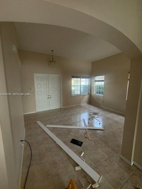 Building Photo - 5420 SW 134th Ave