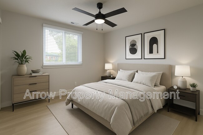 Building Photo - 535 W Saunders Ave