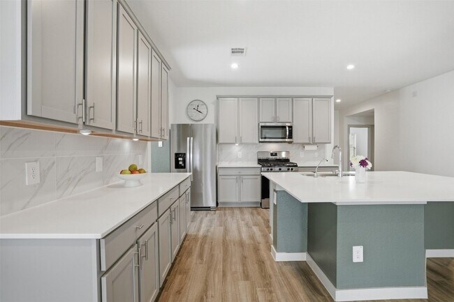 Building Photo - 1022 Curly Angora Ct