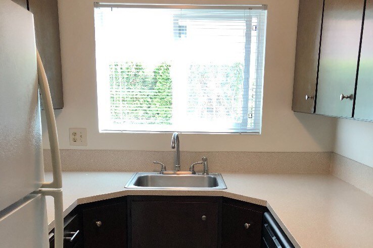 Kitchen - 11249 Greenwood Ave N