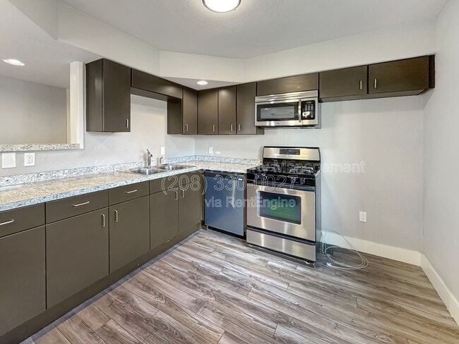 Building Photo - 10331 Utahna Rd