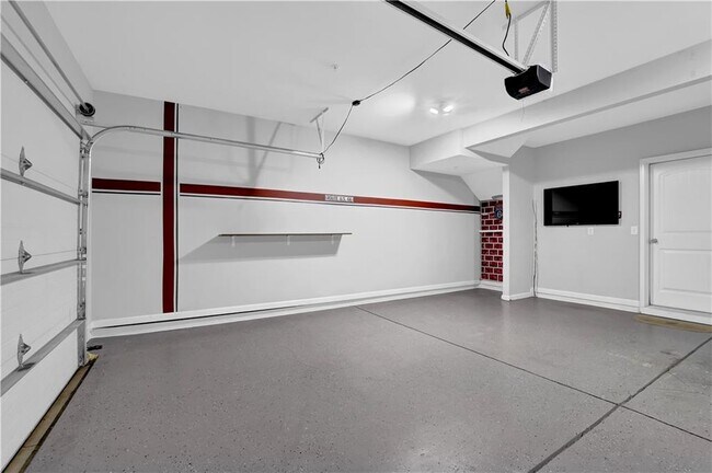 Building Photo - 724 Topsail Ln