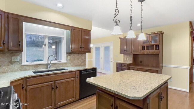 Building Photo - 1508 Sylvan Wynde