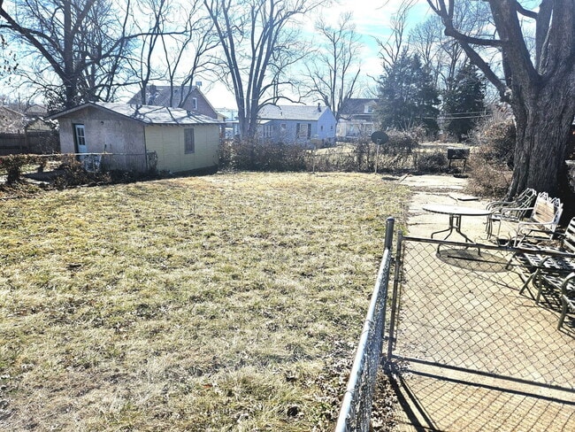 Building Photo - 1942 Damato Court