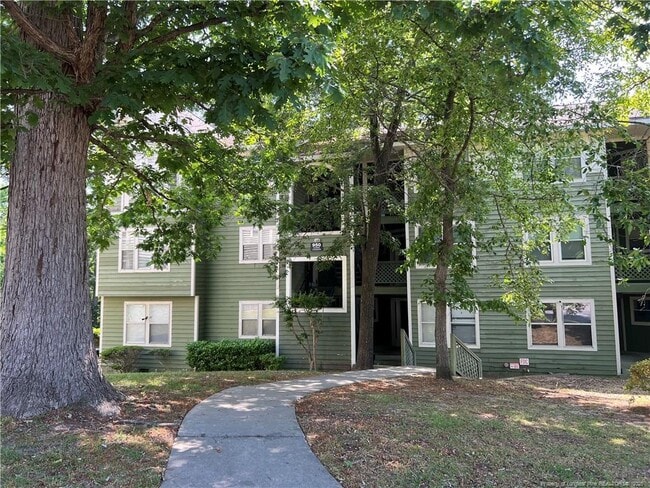 Primary Photo - 950 Stewarts Creek Dr