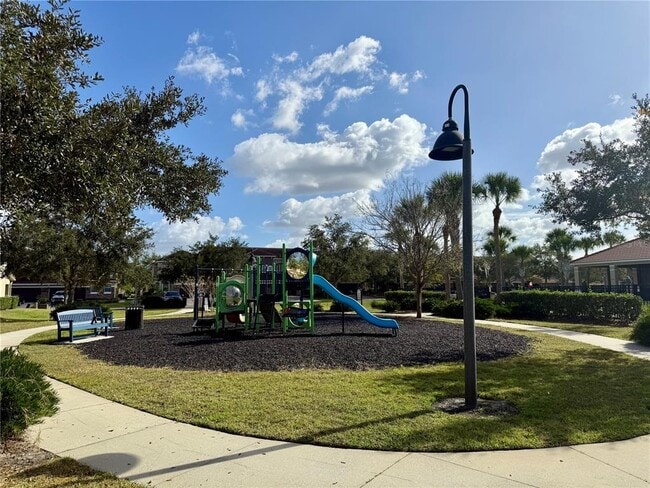 Building Photo - 2090 Water Tupelo Way