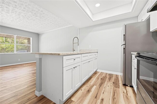 Building Photo - 2910 S Coleman Ave