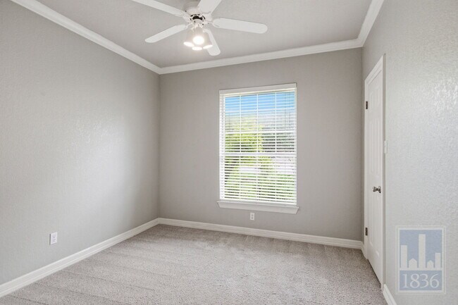 Building Photo - 41 Stillmeadow