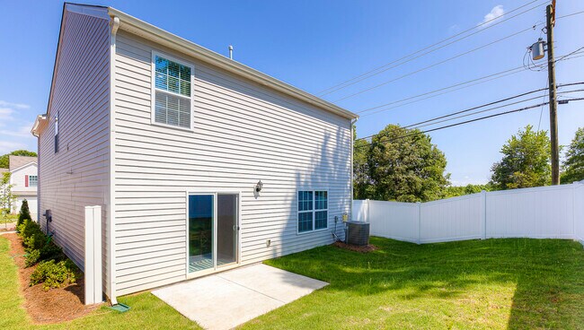 Building Photo - 5620 Harrison Trace Dr