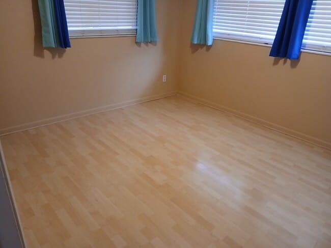 Building Photo - 5682 45th Ave N