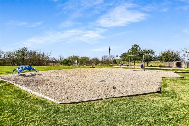 Building Photo - 102 Blanco Woods Blvd