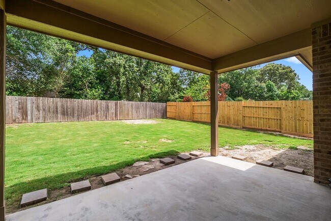 Building Photo - 3534 Woods Estates Dr