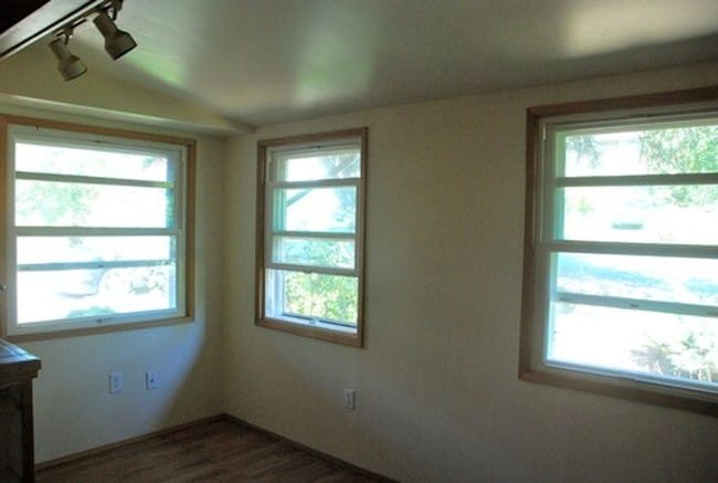 Building Photo - SEATTLE 4-Bedroom Home for RENT, Great Lay...