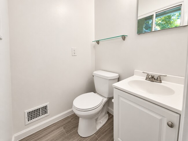 Building Photo - 2579 Bonnybrook Dr SW