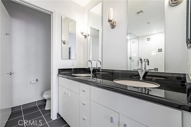 Building Photo - 1100 Wilshire Blvd