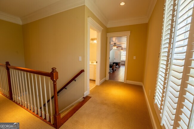 Building Photo - 2925 Orchard Dr