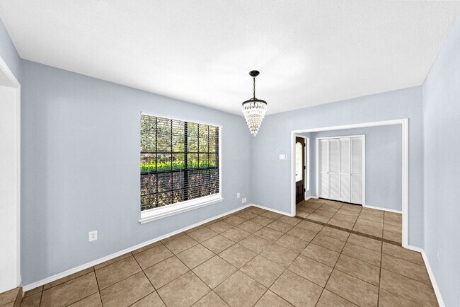 Building Photo - This is the one that checks all the boxes.