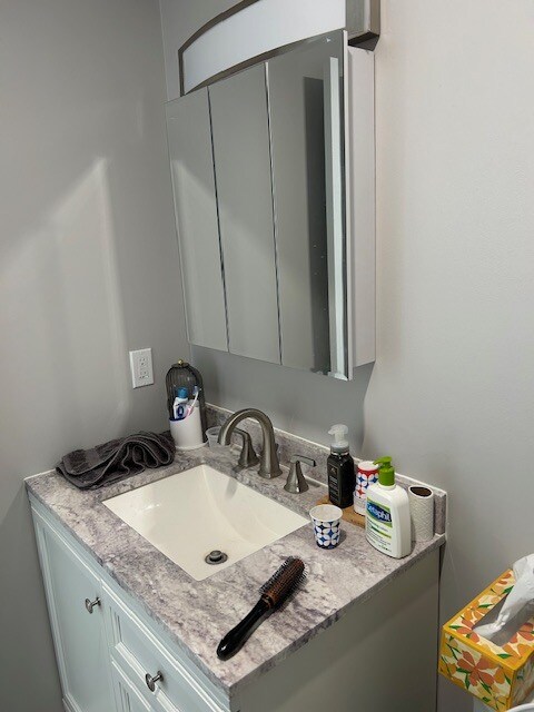 Building Photo - 1305 Brislin Rd