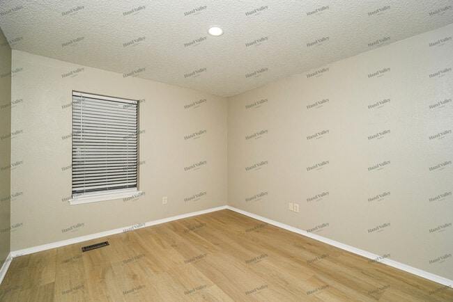 Building Photo - 2905 W Galveston Pl