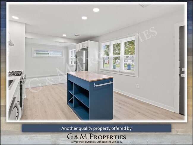 Building Photo - Fully Furnished 2-Bedroom Rental - Walk to Strong Hospital!