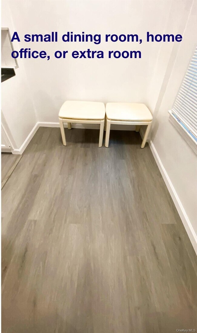 Building Photo - 42-33 Kissena Blvd