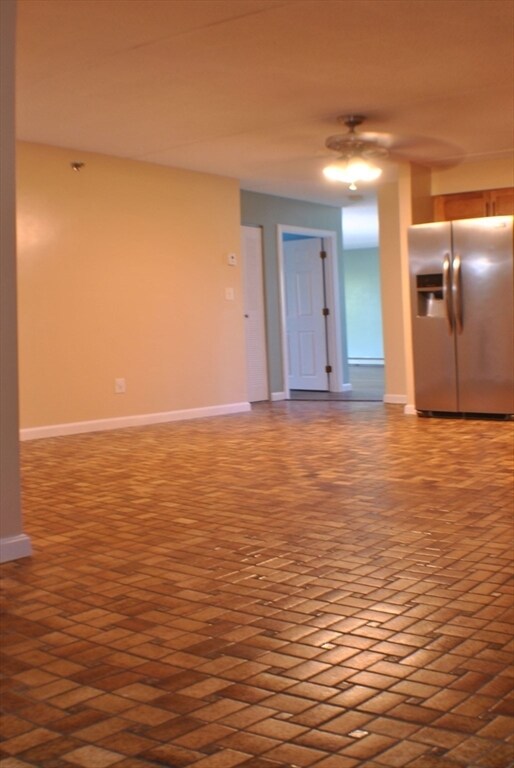 Building Photo - 209 Riverview Ave