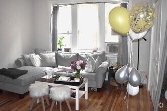 Building Photo - 1 bedroom in Chicago IL 60657