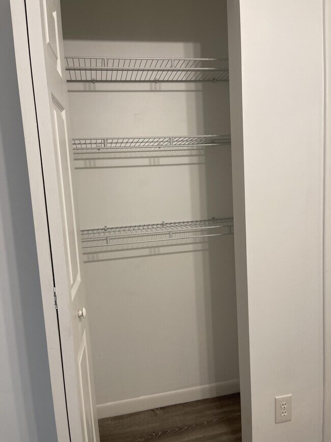 Building Photo - 1141 Calamondin Terrace