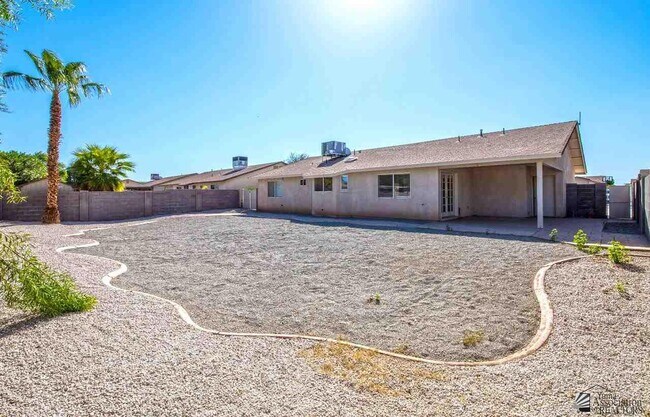 Building Photo - 7220 E 24th Ln