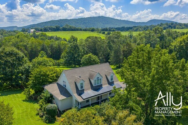 Building Photo - 2733 Southern Hills Ct