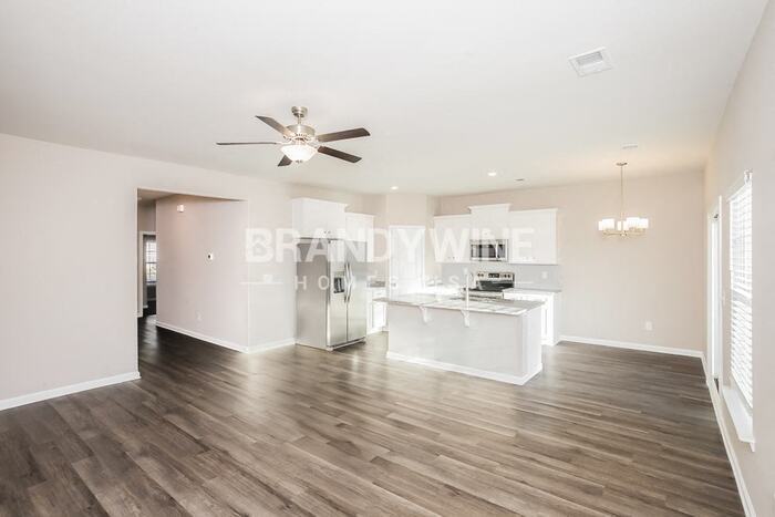 Building Photo - 145 Abbots Gln Rd