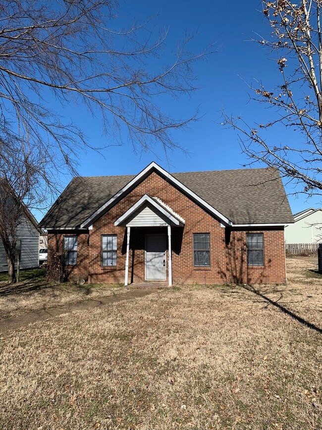 Primary Photo - Charming 4-Bed, 2-Bath Home for Rent!