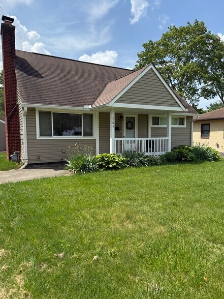 Primary Photo - 2295 Shrewsbury Rd