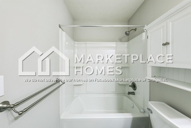 Building Photo - 10056 Meadowvista Ct