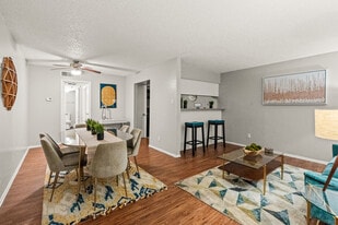 Building Photo - evRia Terraces