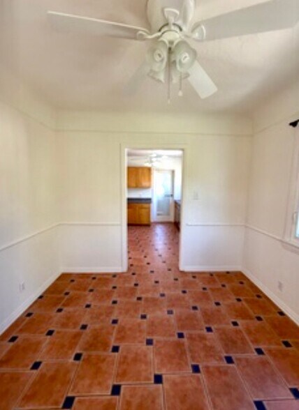 Building Photo - 6089 Cashio St