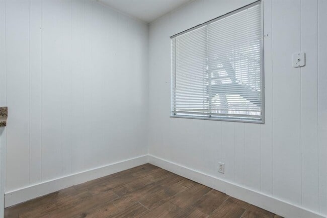 Building Photo - 104 Prestwick Blvd